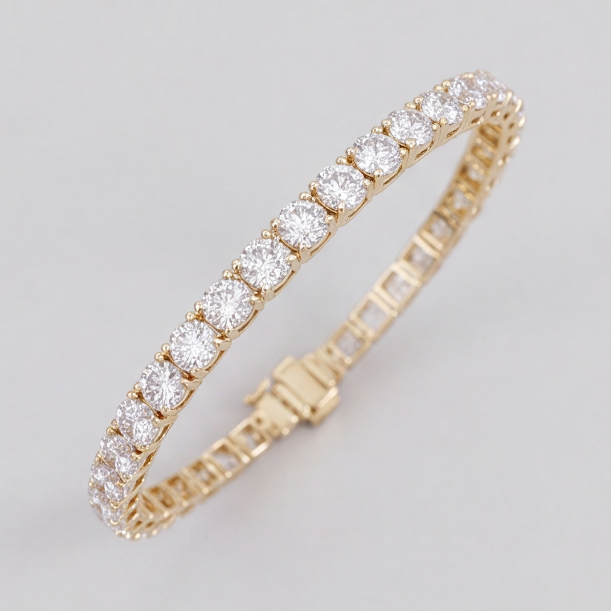 8.80 Ct. Lab Grown Diamond Tennis Bracelet (EF-VS SI)