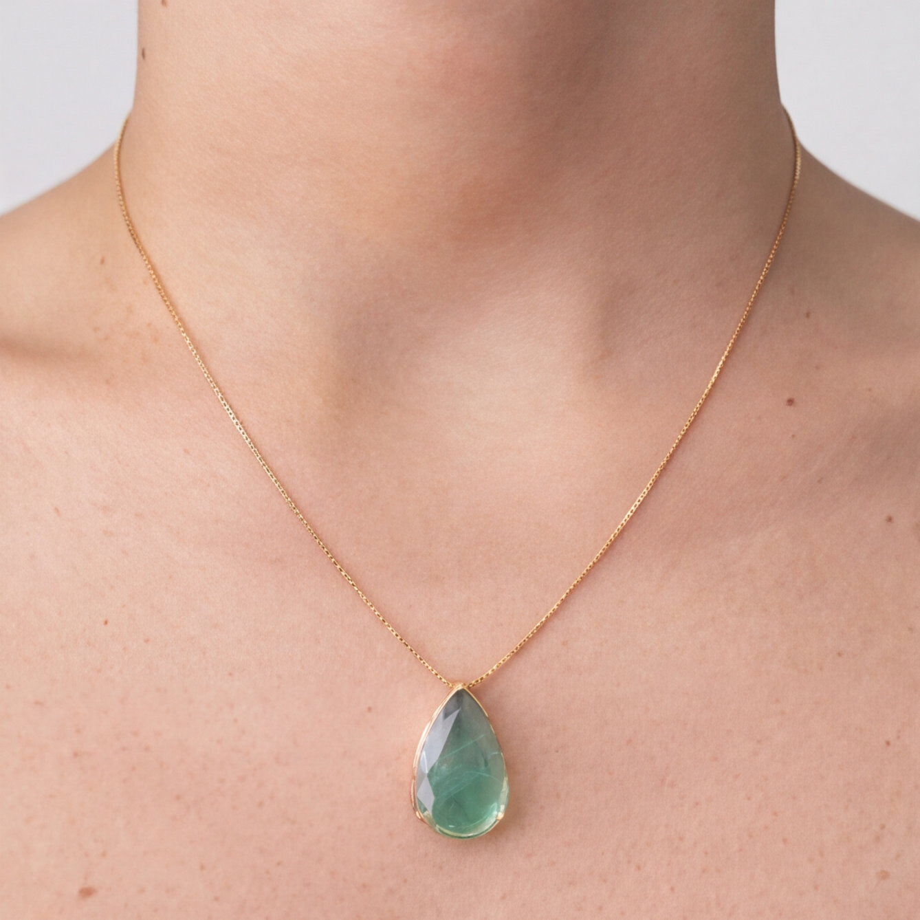 5 Ct. Pear-Cut Emerald Gemstone Pendant Necklace