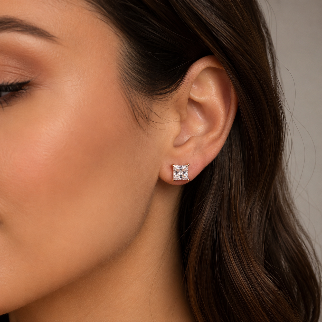 2.00 Ct Lab Grown Diamond Princess Cut Stud Earrings (VS-EF)