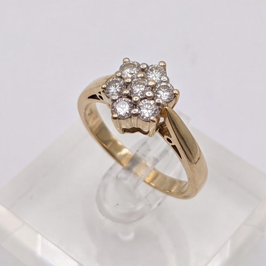 Lab Grown Diamond Cluster Ring (VS-EF) 0.20 Ct.