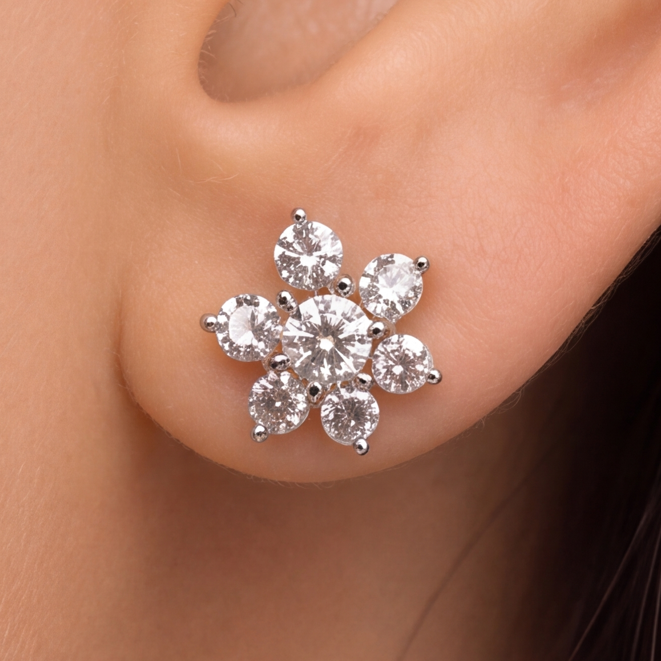 0.30 Ct. Lab-Grown Diamond Round Cut Flower Earrings (EF-VS)