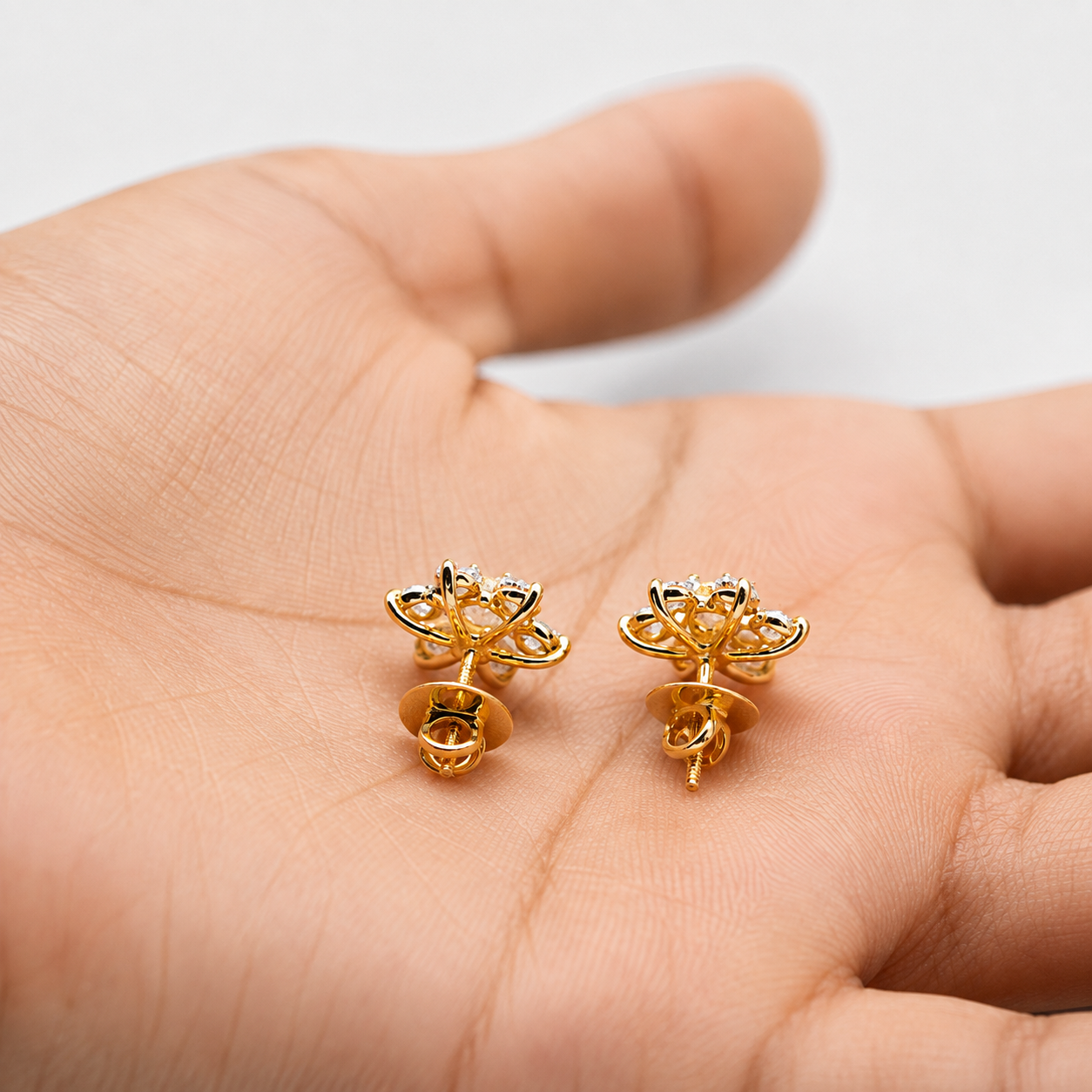 0.30 Ct. Lab-Grown Diamond Round Cut Flower Earrings (EF-VS)