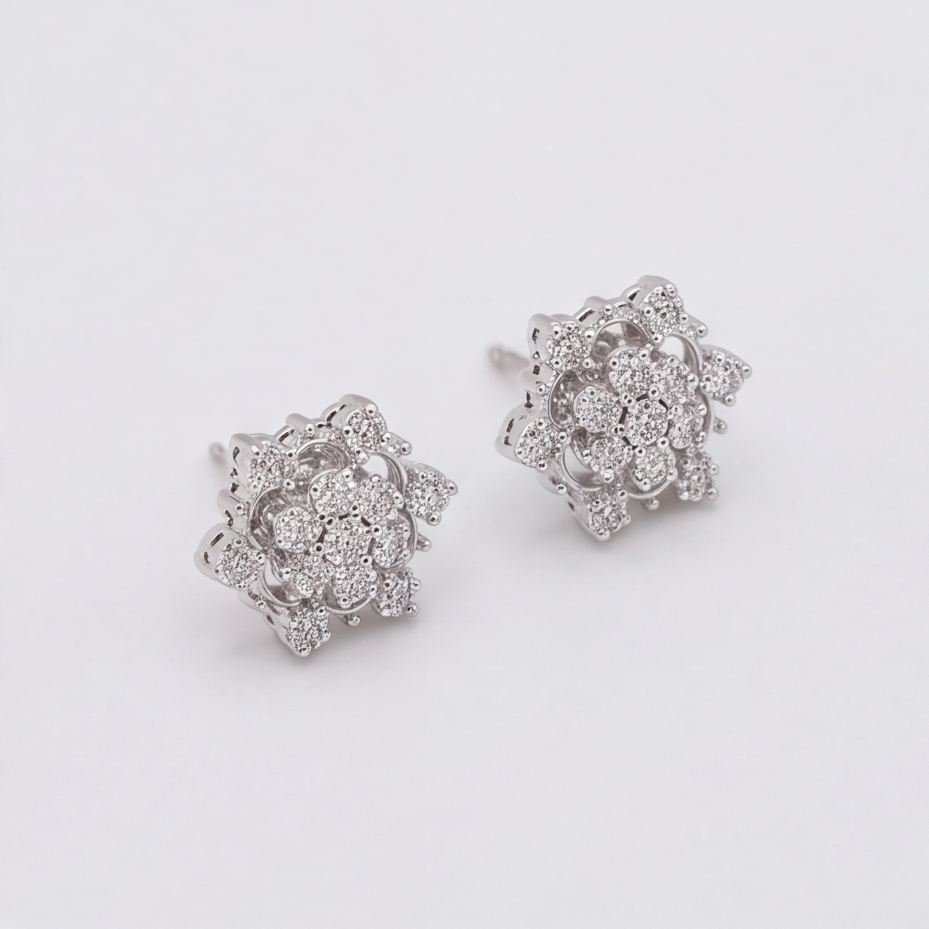 Lab Grown Diamond Round Cut 0.50 Ct. Cluster Studs Earrings (VS-EF)