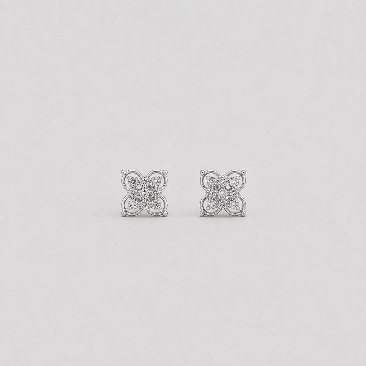 Round Cut Lab Grown Diamond Cluster Stud Earrings 0.30 Ct. (VS-EF)
