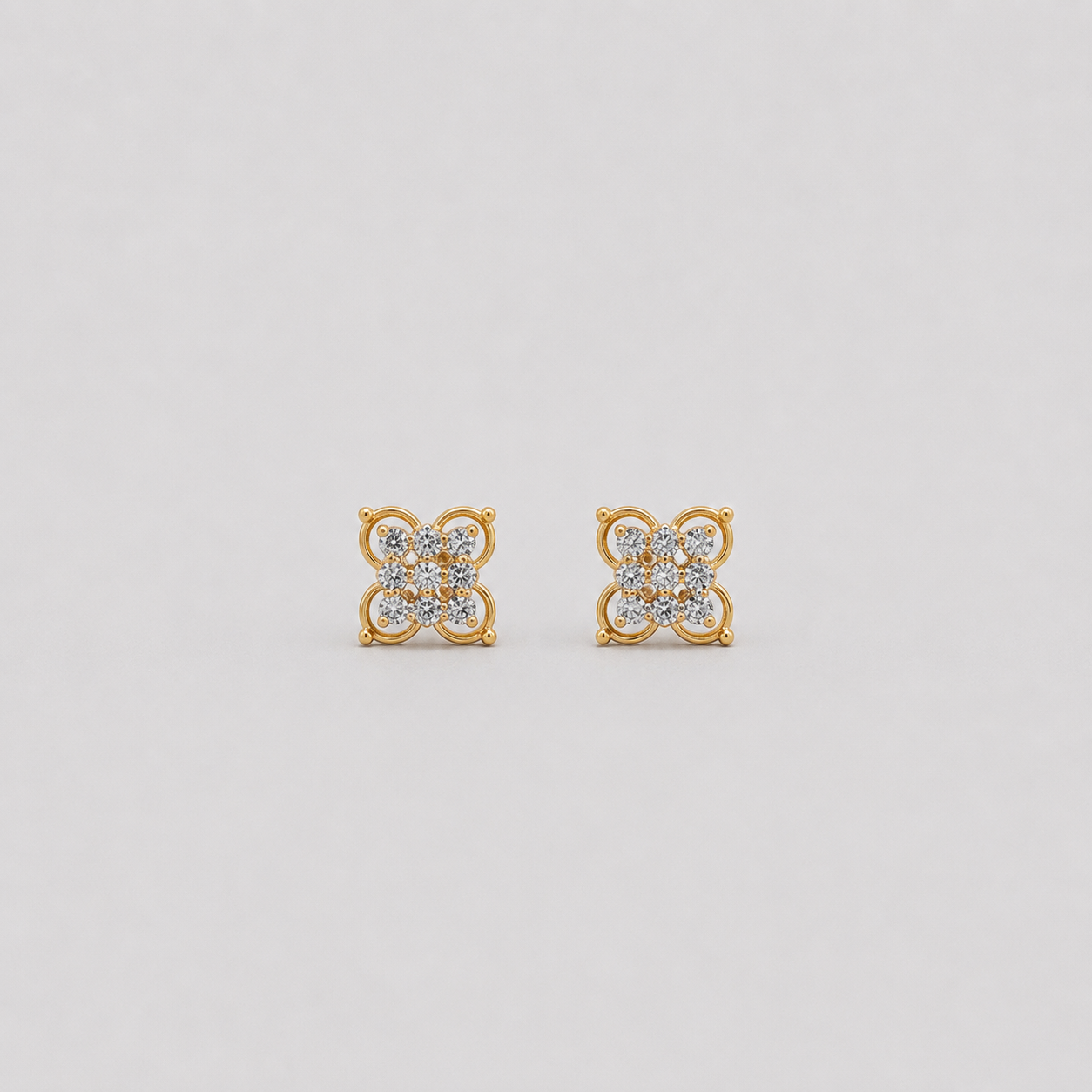 Round Cut Lab Grown Diamond Cluster Stud Earrings 0.30 Ct. (VS-EF)