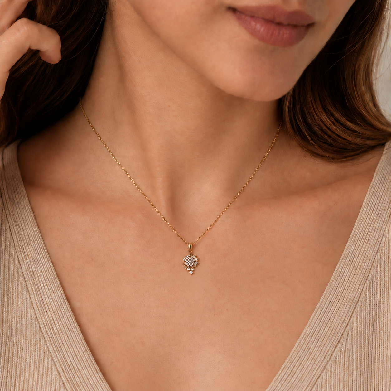 Lab Grown Diamond Round Cut Cluster Pendant Necklace 0.55 Ct. (VS-EF)