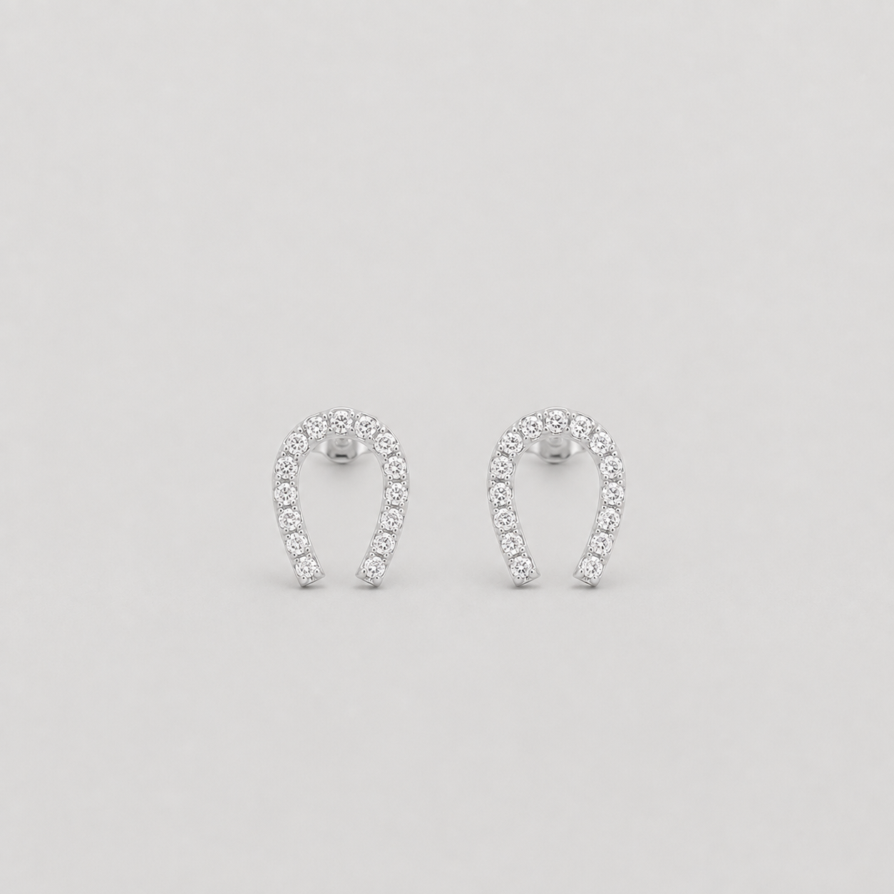 0.30 Ct. Lab-Grown Diamond Round Cut Horseshoe Earrings (EF-VS)