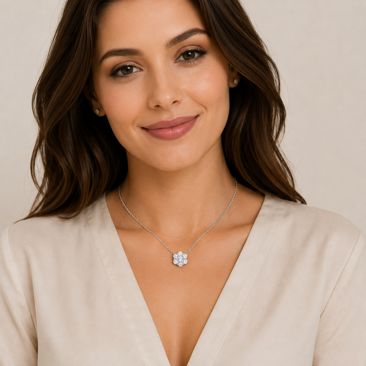 Lab Grown Diamond Round Cut Cluster Pendant Necklace 0.50 Ct. (VS-EF)