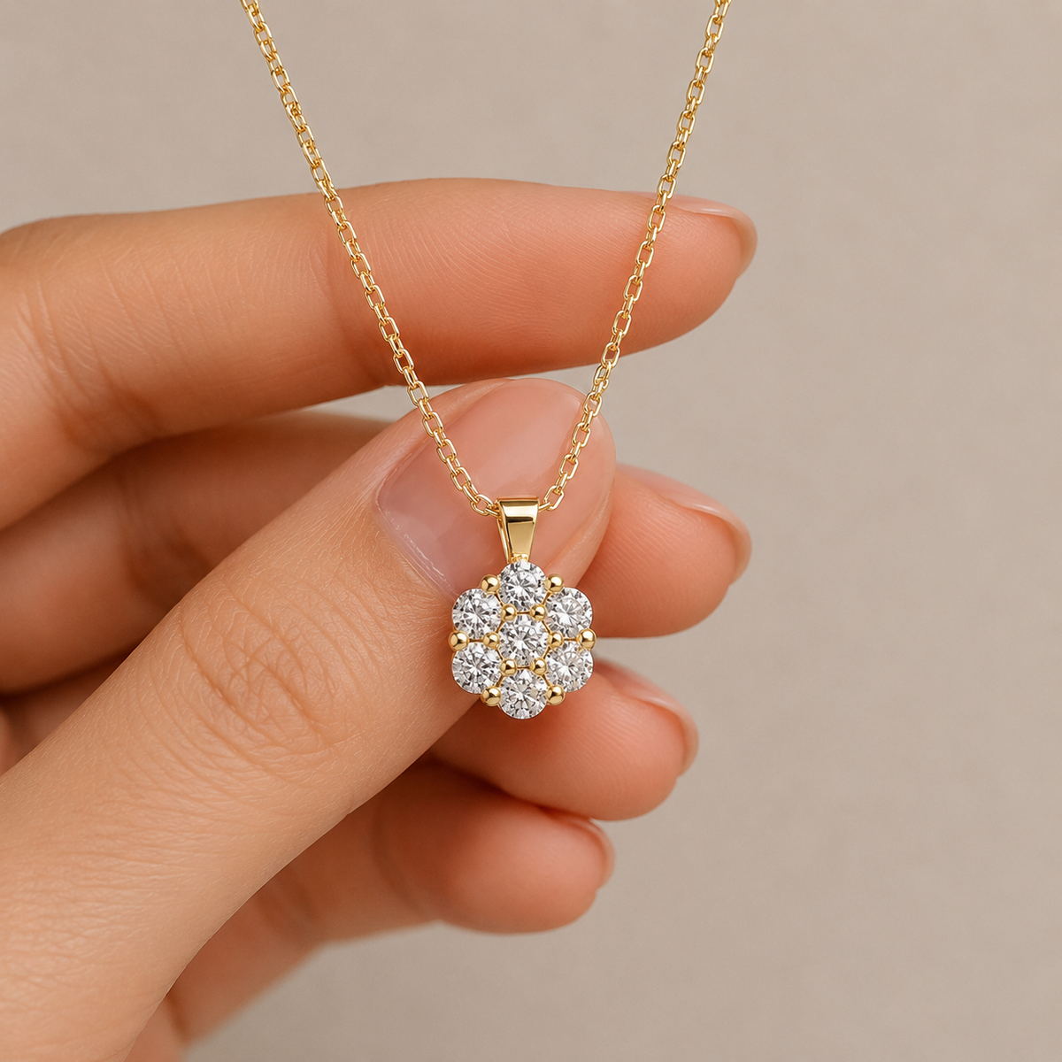 Lab-Grown Diamond Round Cluster Pendant Necklace 0.42 Ct. (VS-EF)