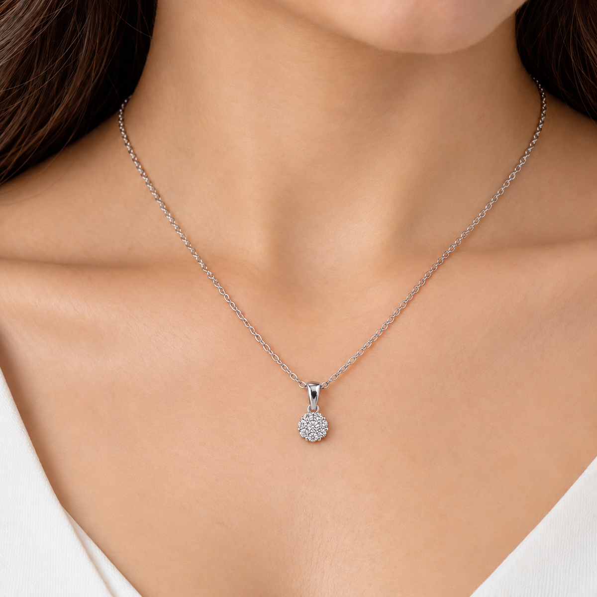 Lab Grown Diamond Cluster Pendant Necklace 0.25 Ct. (EF/VVS-VS)