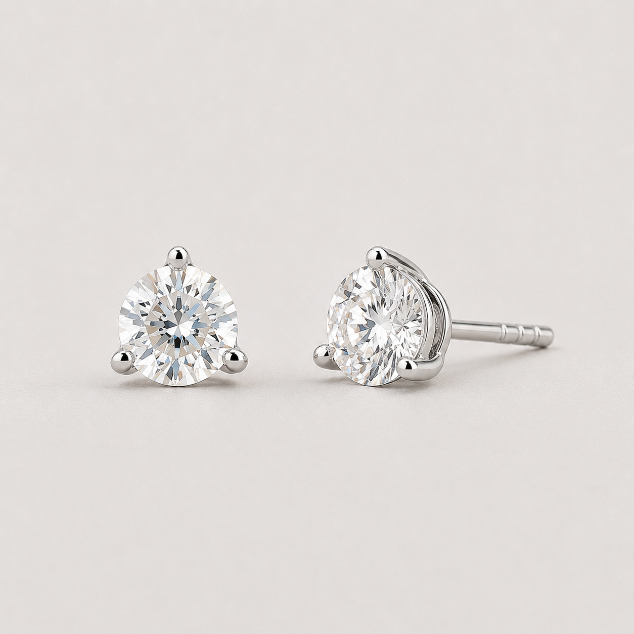 1.50 Ct. Lab Grown Diamond Round Cut Stud Earrings (VS-EF)