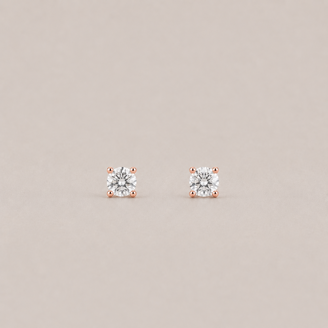 Lab-Grown Diamond Round-Cut Studs 0.50 Ct. (VS-EF)