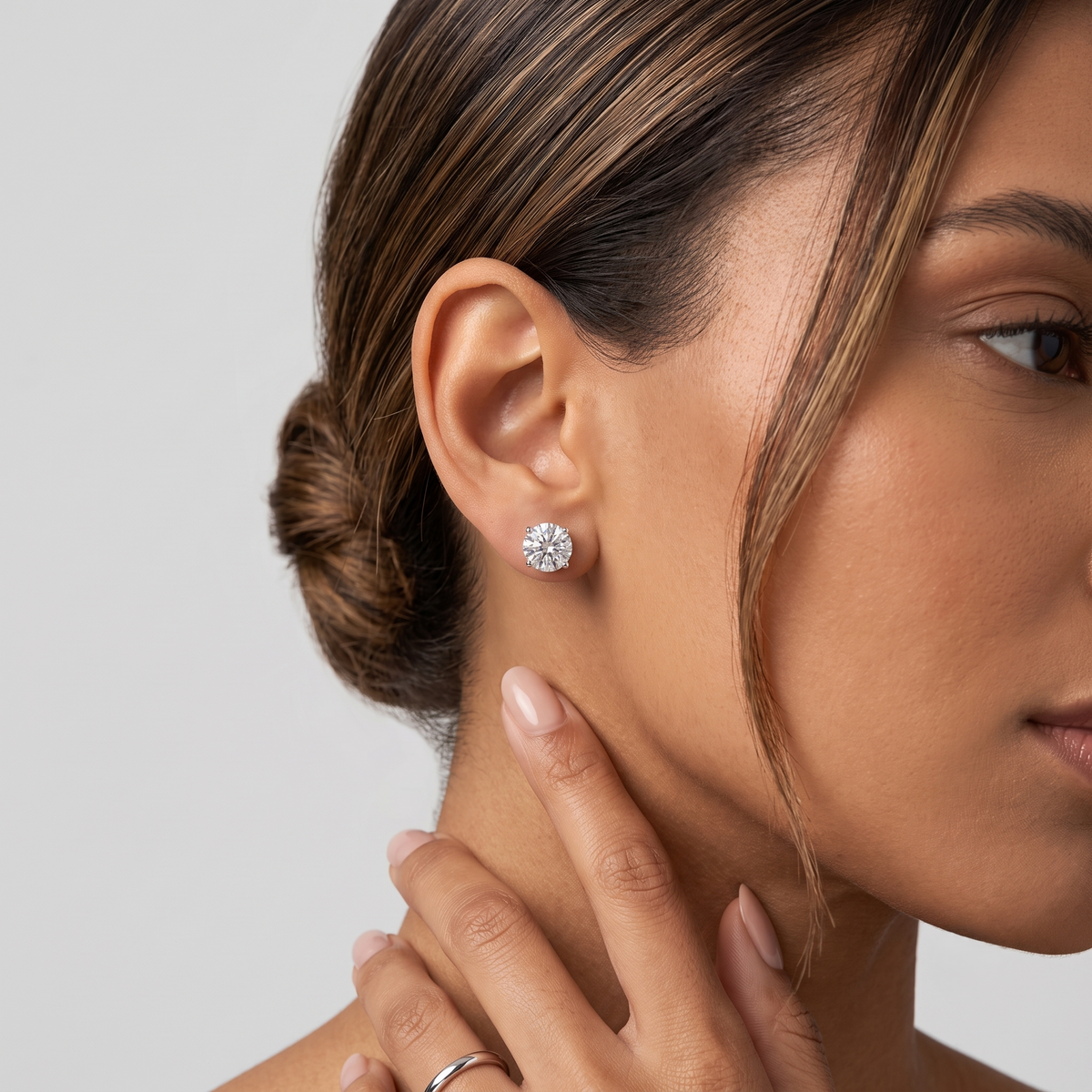 2 Ct. Lab Grown Diamond Round Cut Solitaire Stud Earrings (VS-EF)