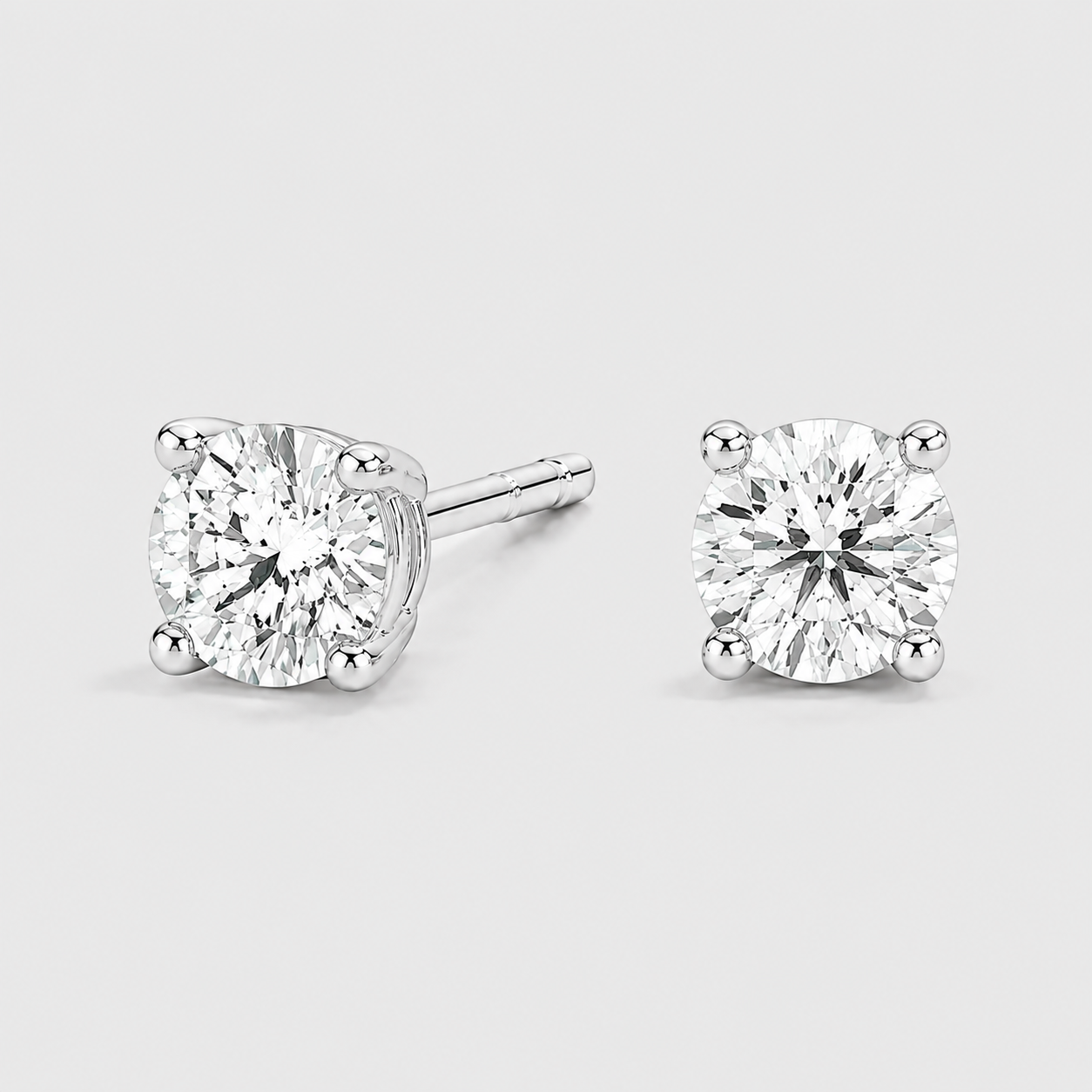 Round Cut Lab Grown Diamond Stud Earrings 0.50 Ct. (VS-EF)