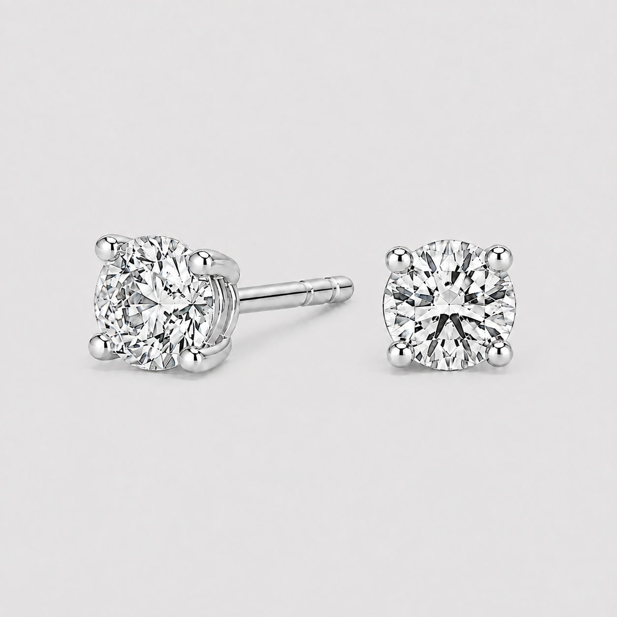 Lab Grown Diamond Round Cut Stud Earrings 0.25 Ct. (VS-EF)