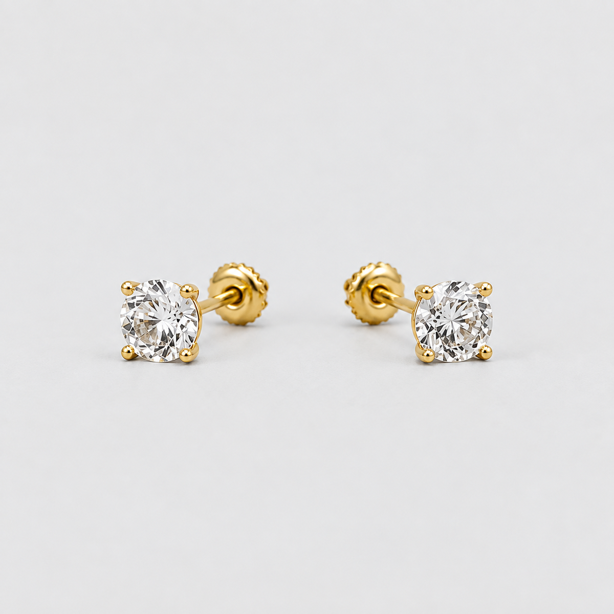 3 Ct. Lab-Grown Diamond Round-Cut Studs Earrings (EF/VVS-VS)