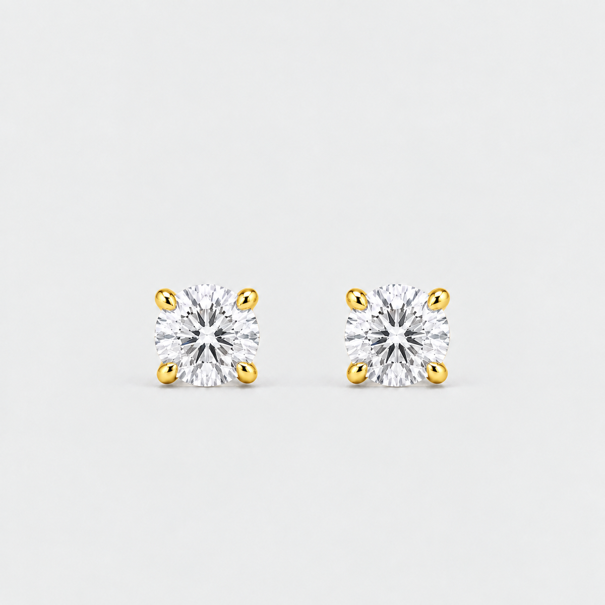 4 Ct. Lab-Grown Diamond Round-Cut Studs Earrings (EF/VVS-VS)