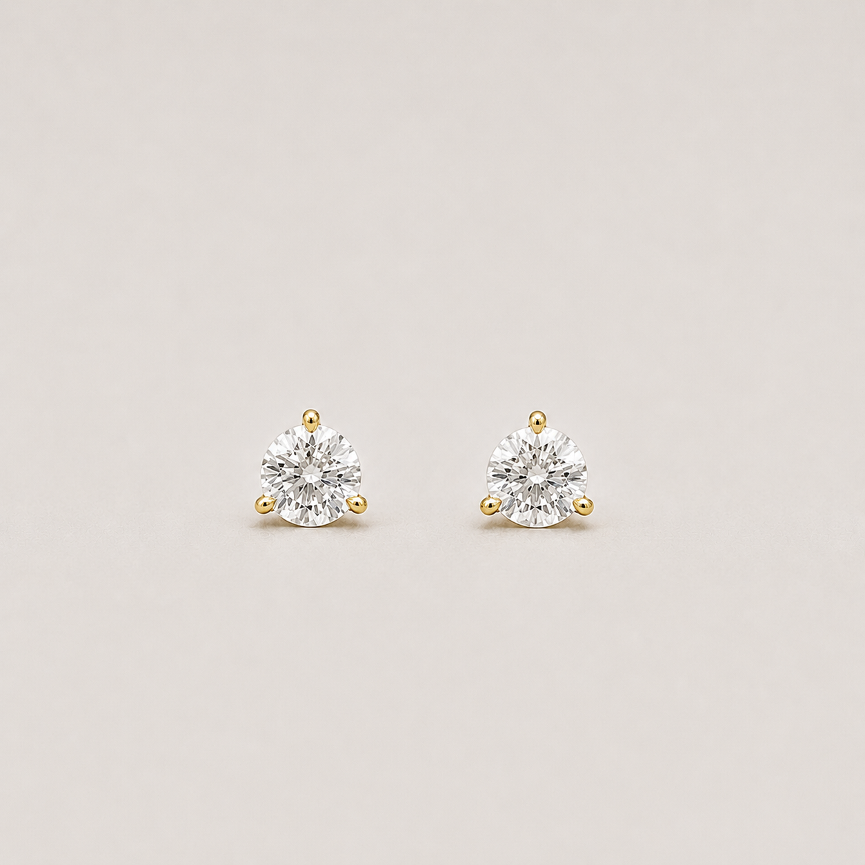 Lab-Grown Diamond Round-Cut Three-Prongs Studs Earrings 0.50 Ct. (VS-EF)