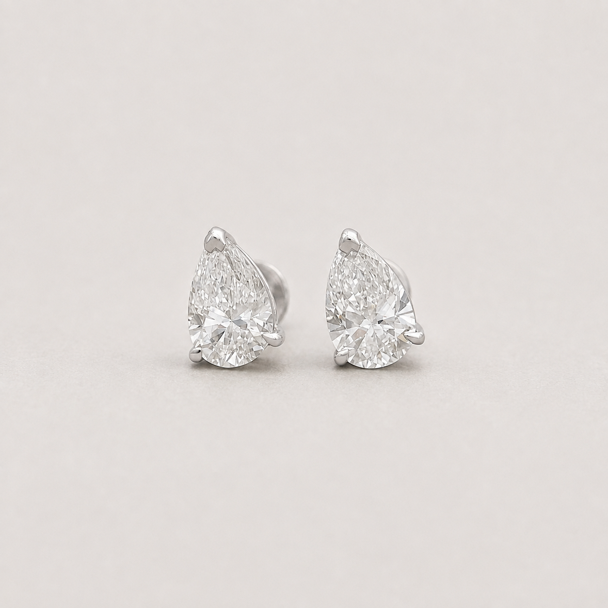 2 Ct. Lab-Grown Diamond Stud Pear-Cut Earrings (VS-EF)
