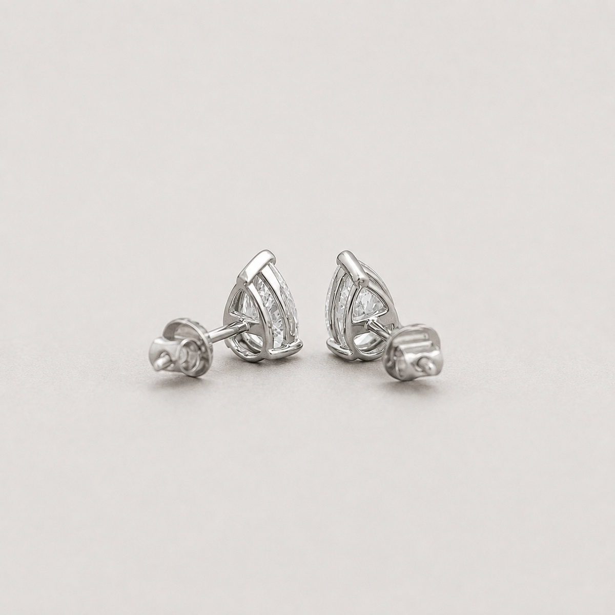 2 Ct. Lab-Grown Diamond Stud Pear-Cut Earrings (VS-EF)