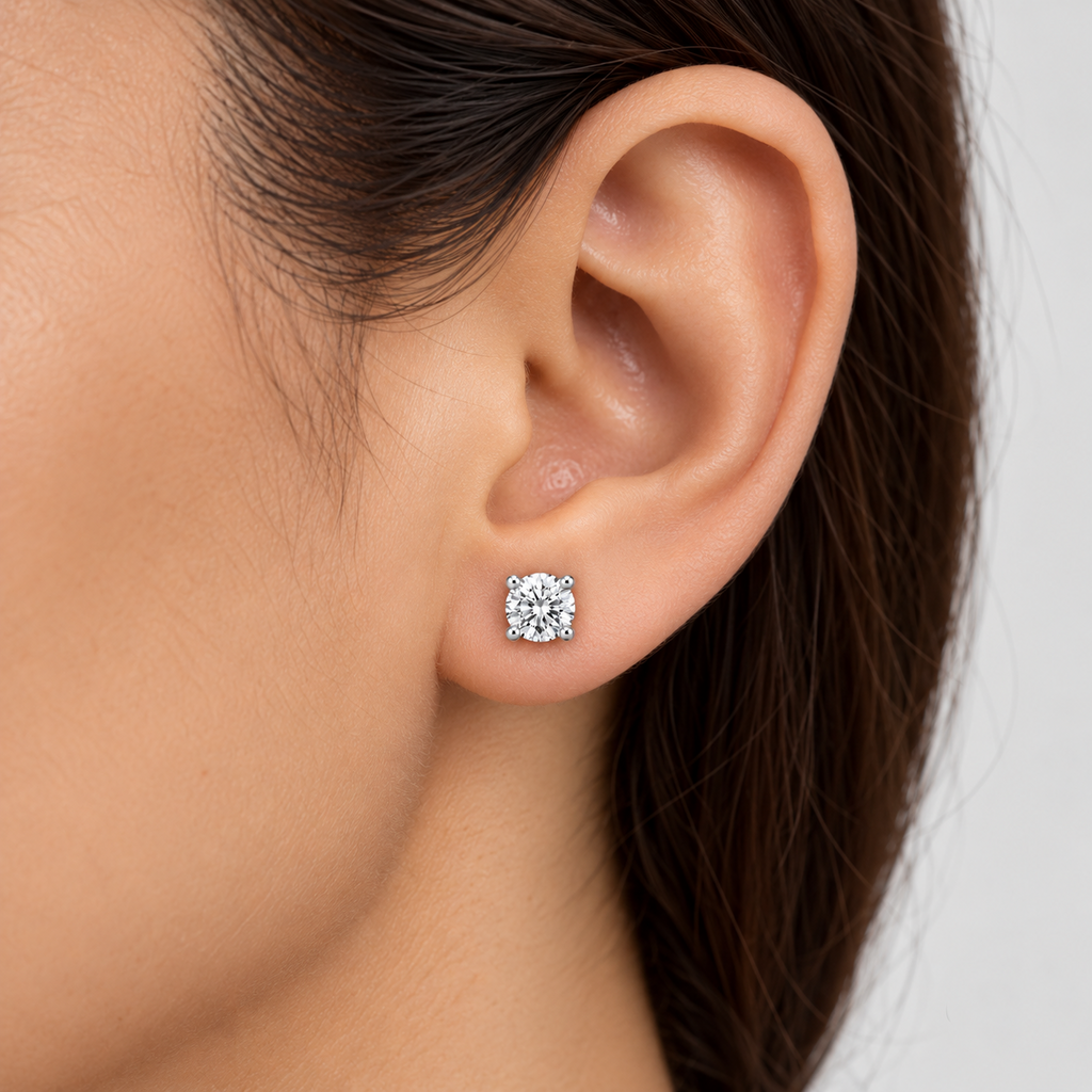Lab-Grown Diamond 4-Prongs Studs Round Cut 0.25 Ct. (EF/VVS-VS)