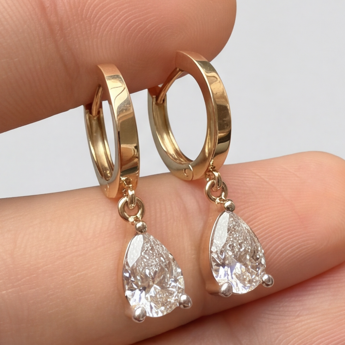 2 Ct. Lab Grown Diamond Pear Cut Dangle Earrings (VS-EF)