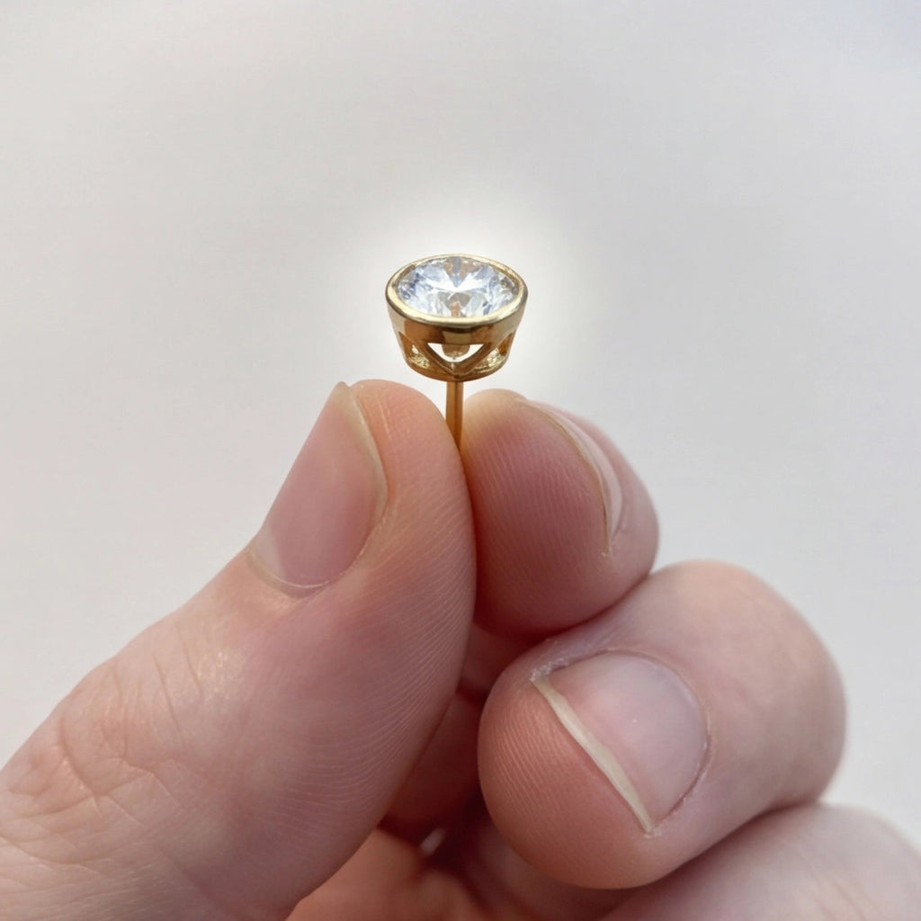 1 Ct. Round Cut Lab Grown Diamond Stud Earrings (VS-EF)