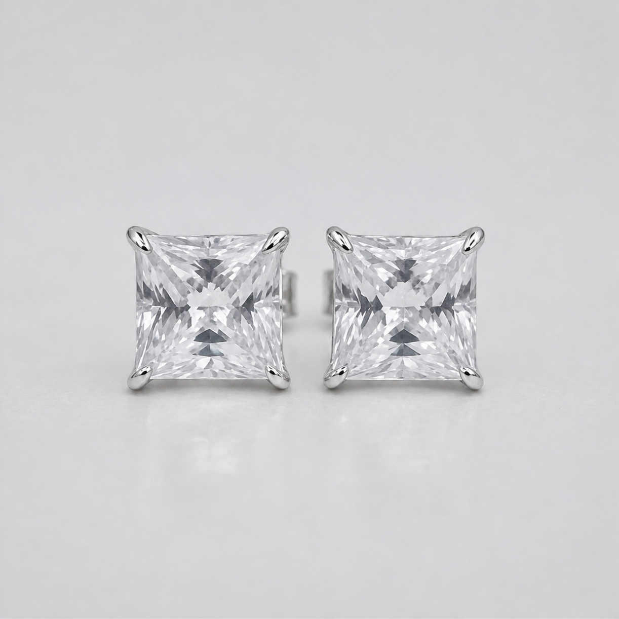 1 Ct. Lab Grown Diamond Cushion Cut Stud Earrings (EF-VS)