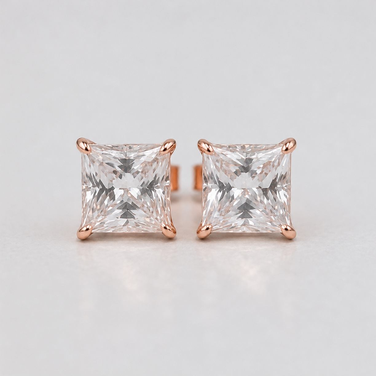 2.00 Ct Lab Grown Diamond Princess Cut Stud Earrings (VS-EF)