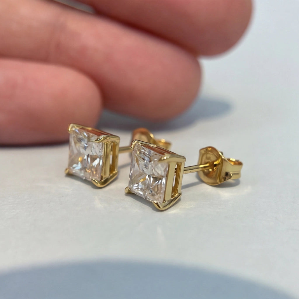 2.00 Ct Lab Grown Diamond Princess Cut Stud Earrings (VS-EF)