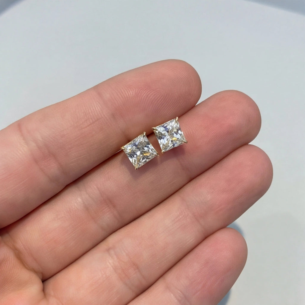 2.00 Ct Lab Grown Diamond Princess Cut Stud Earrings (VS-EF)