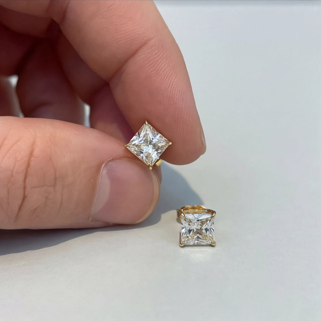 2.00 Ct Lab Grown Diamond Princess Cut Stud Earrings (VS-EF)