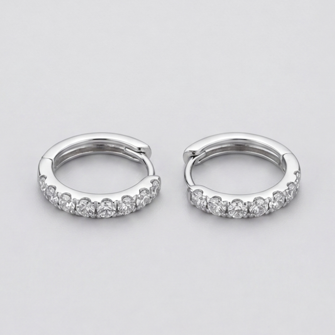 Lab-Grown Diamond Hoop Earrings Round Cut 0.40 Ct. (VS-EF)