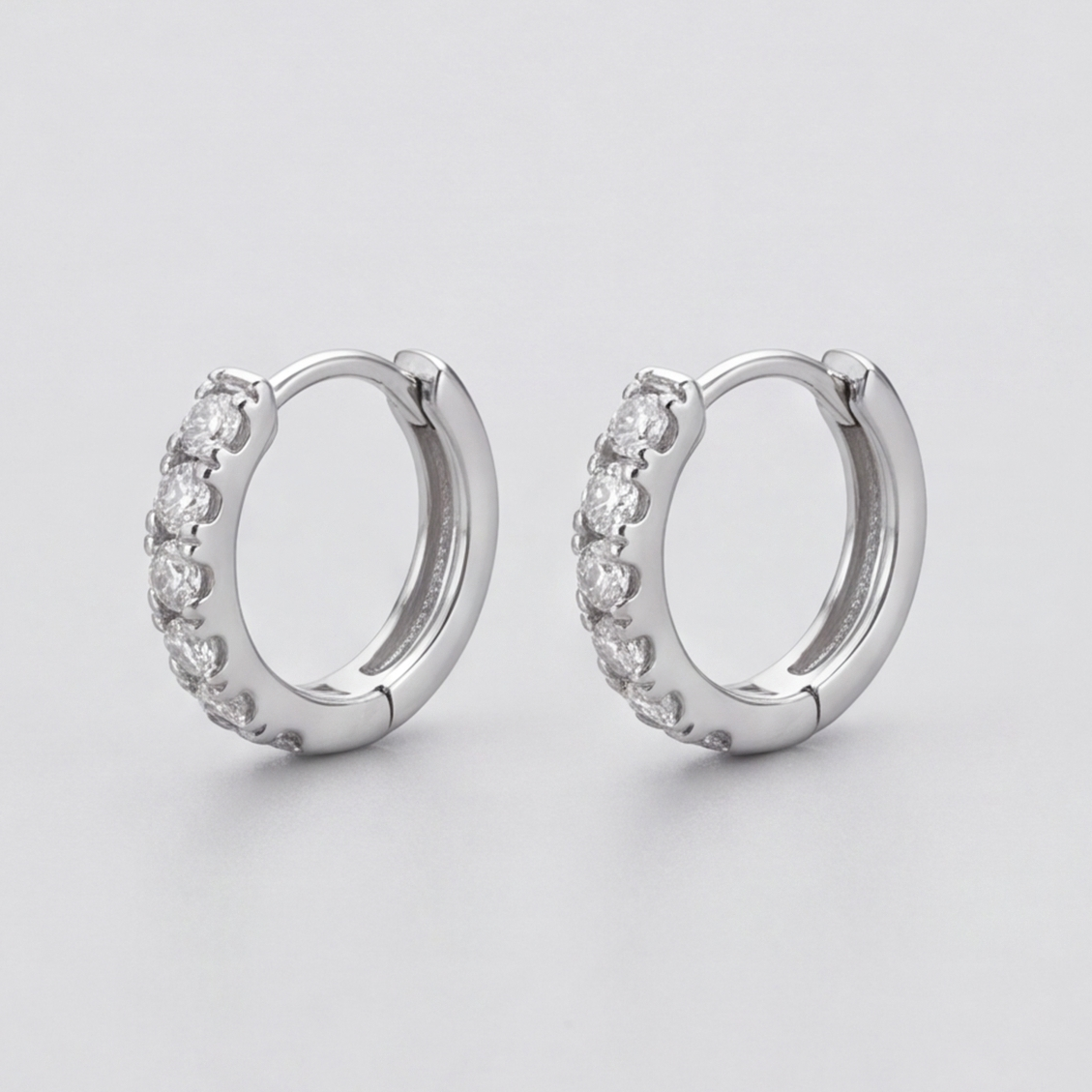 Lab-Grown Diamond Hoop Earrings Round Cut 0.40 Ct. (VS-EF)
