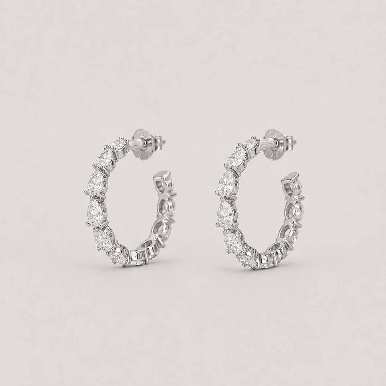 1.8 Ct. Lab-Grown Diamond Round Cut Hoop Earrings (VS-EF)