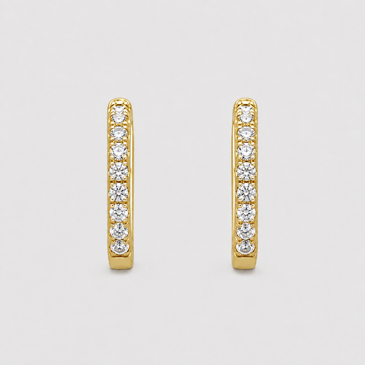 Lab-Grown Diamond Hoop Earrings Round cut 0.30 Ct. (VS-EF)