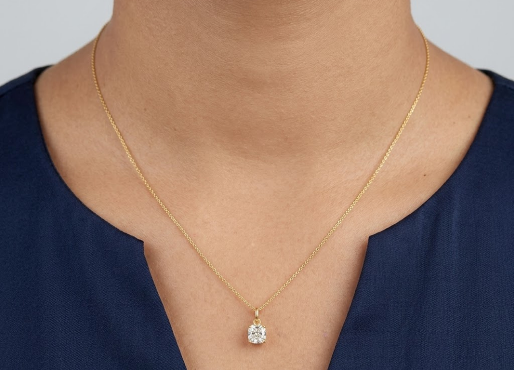 1.00 CT (VS–EF) Cushion Cut Lab-Grown Diamond Solitaire Pendant Necklace for Women