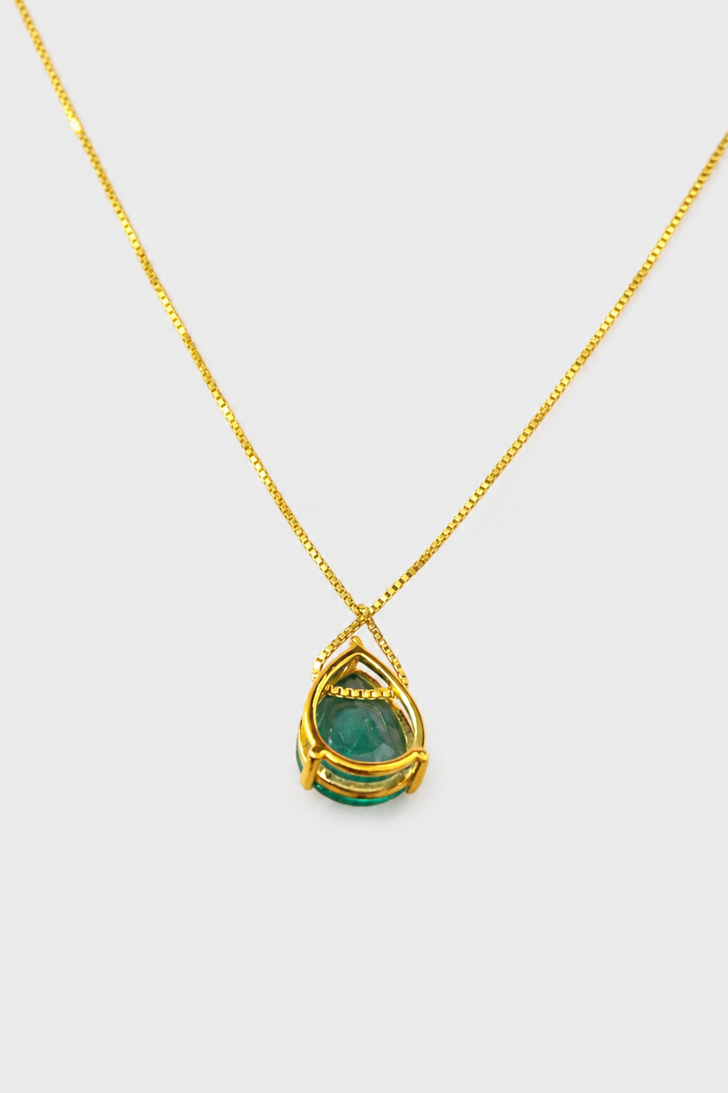 1 CT Pear Cut Green Gemstone Pendant Necklace | Solitaire Drop Pendant