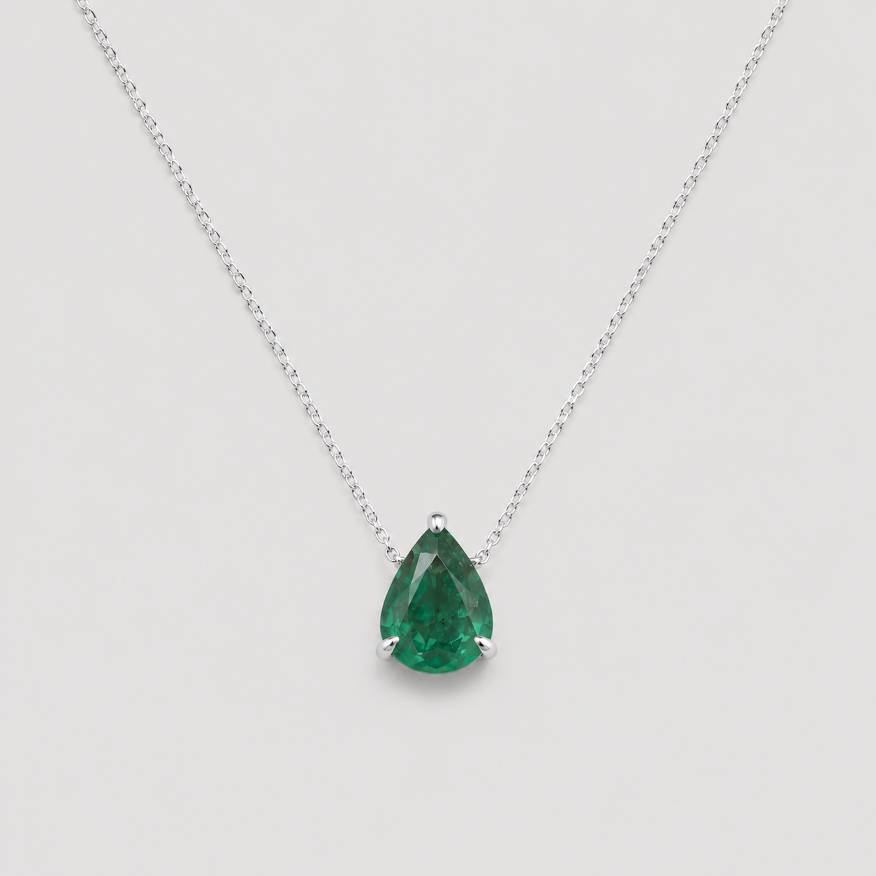 1 CT Pear Cut Green Gemstone Pendant Necklace | Solitaire Drop Pendant