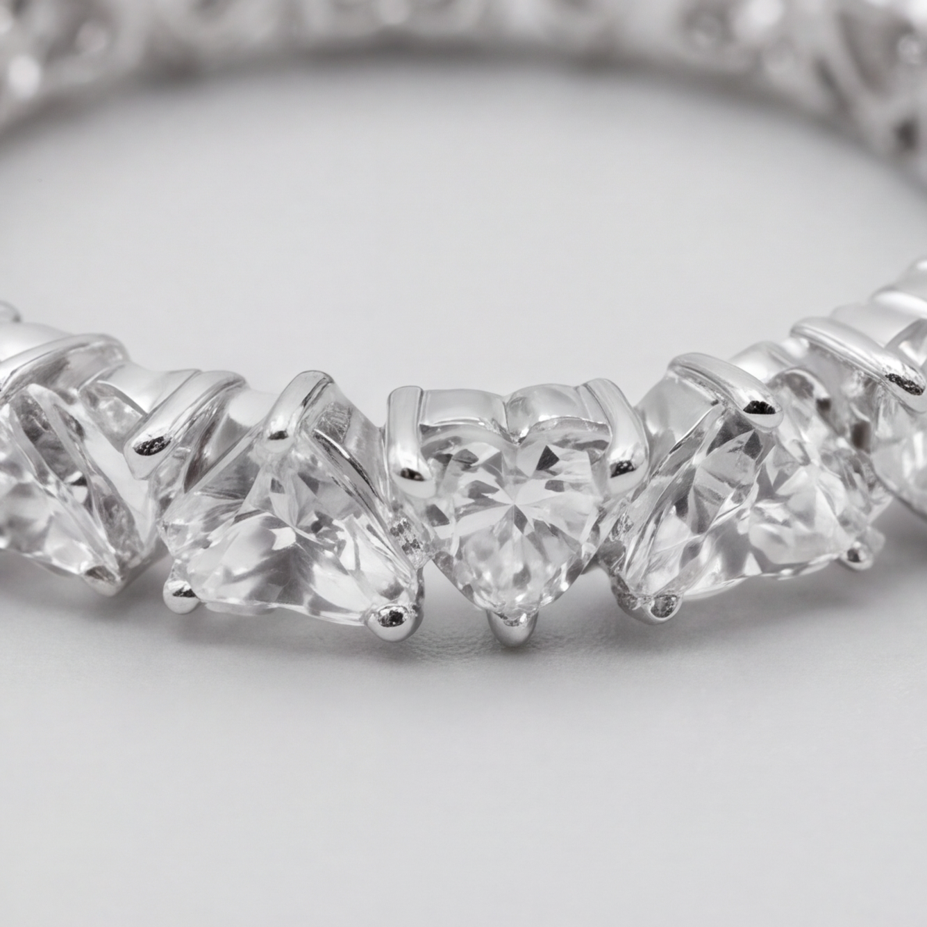 1.00tcw (VS-EF) Heart shape Lab-Grown Diamond Eternity Band for Women