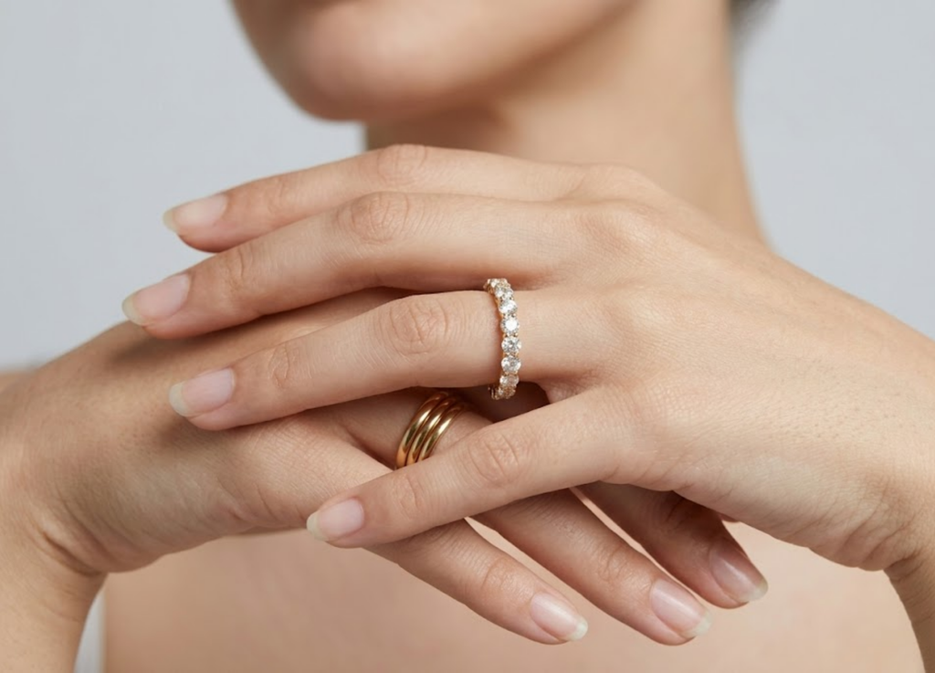 1.00 TCW (VS–EF) Elegant Round Lab-Grown Diamond Eternity Band