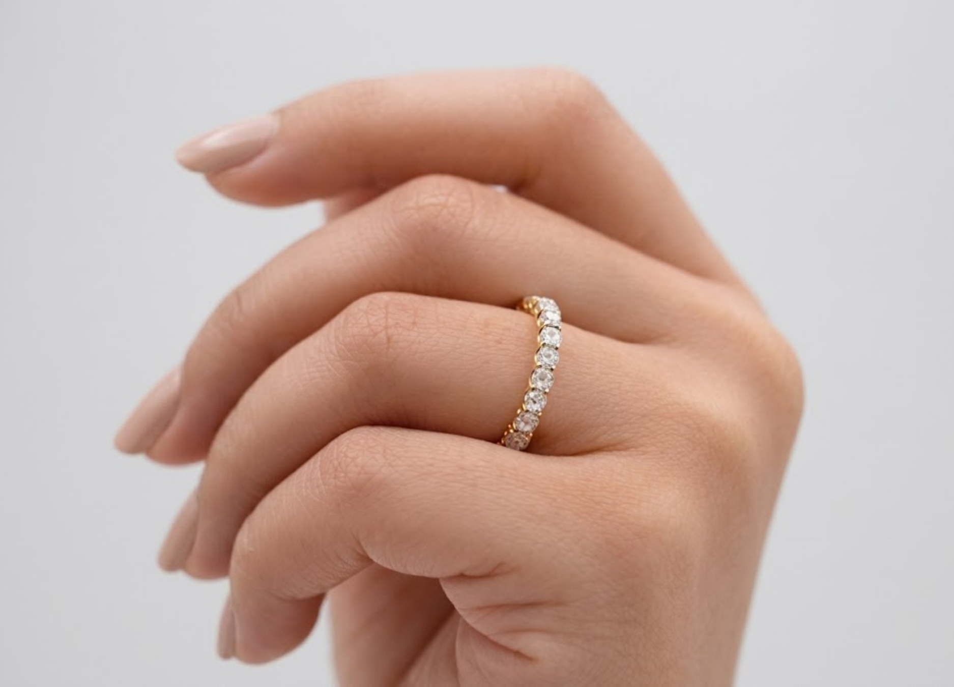 1.00 TCW (VS–EF) Elegant Round Lab-Grown Diamond Eternity Band