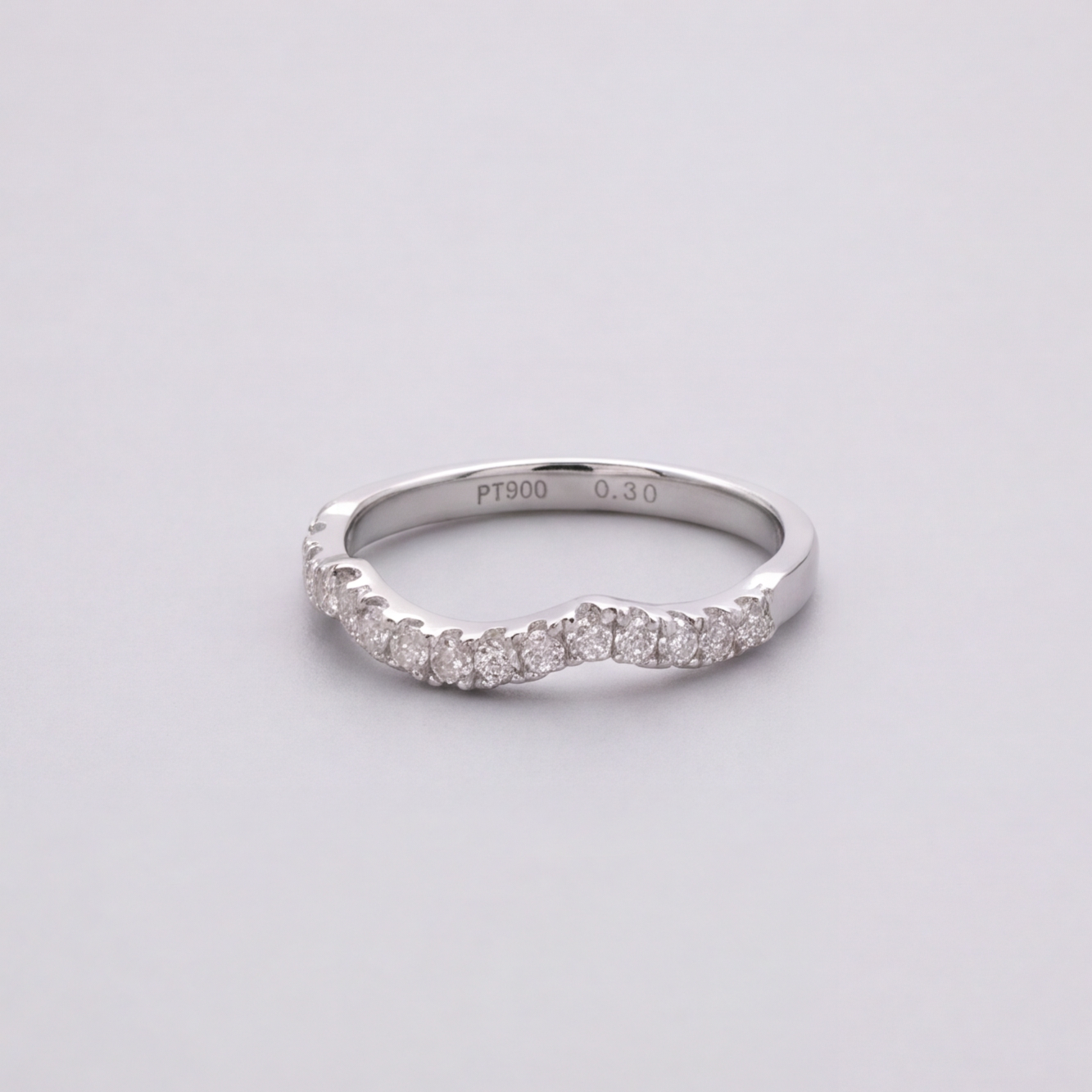 0.10 TCW (VS–EF) Twisted Lab-Grown Diamond Wedding Band for Women