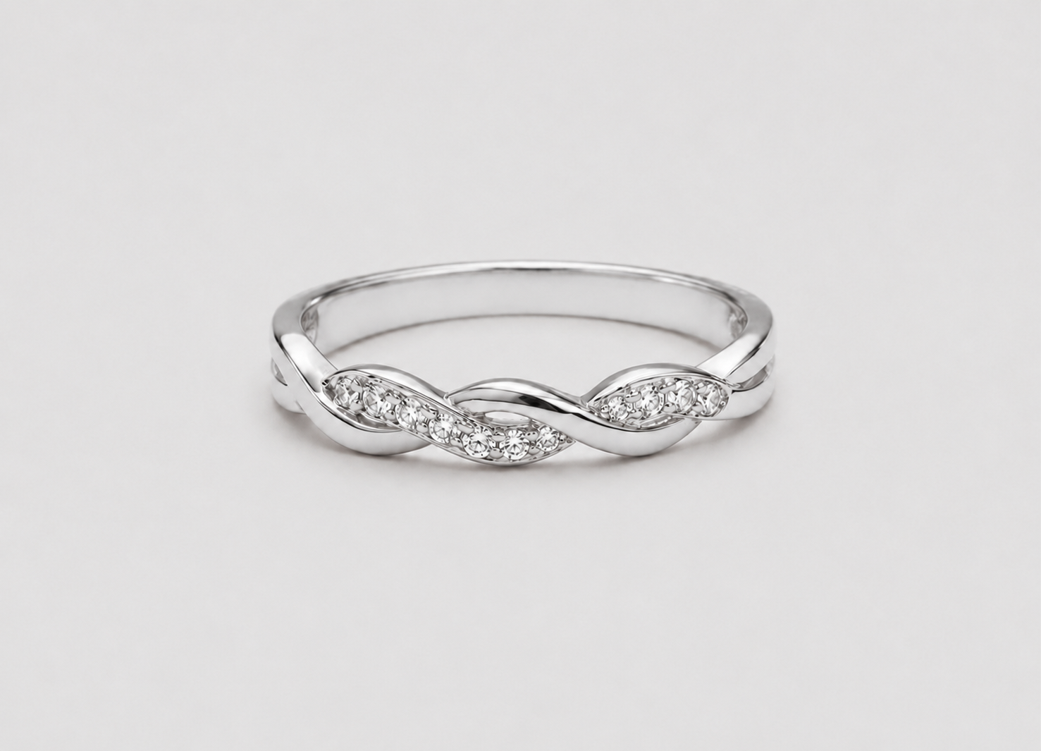 0.10 Ct. Lab-Grown Diamond Twisted Infinity Wedding Band (VS-EF)