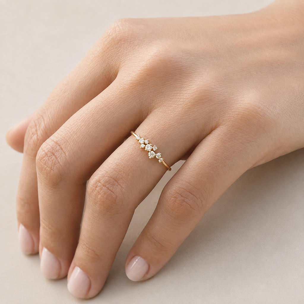 Cluster Ring in Lab Grown Diamond 0.15 Ct. (VS-EF)