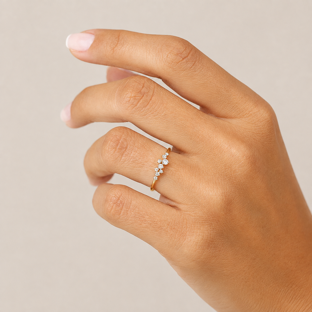 Cluster Ring in Lab Grown Diamond 0.15 Ct. (VS-EF)