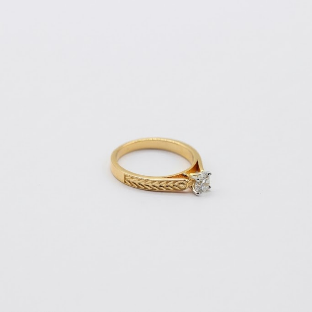 Round Solitaire Lab Grown Diamond Engagement Ring - 0.50tcw ( VS- EF)