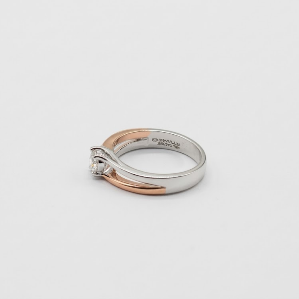 Trillion Cut Solitaire Lab Grown Diamond Engagement Ring in Gold – 1.00 tcw (VS - EF)