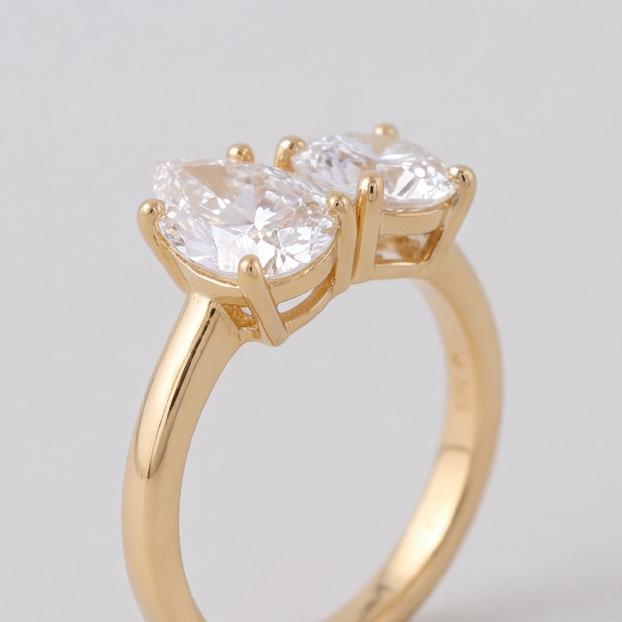 3 Ct. Lab-Grown Diamond Toi et Moi Pear & Round Cut (VS-EF)