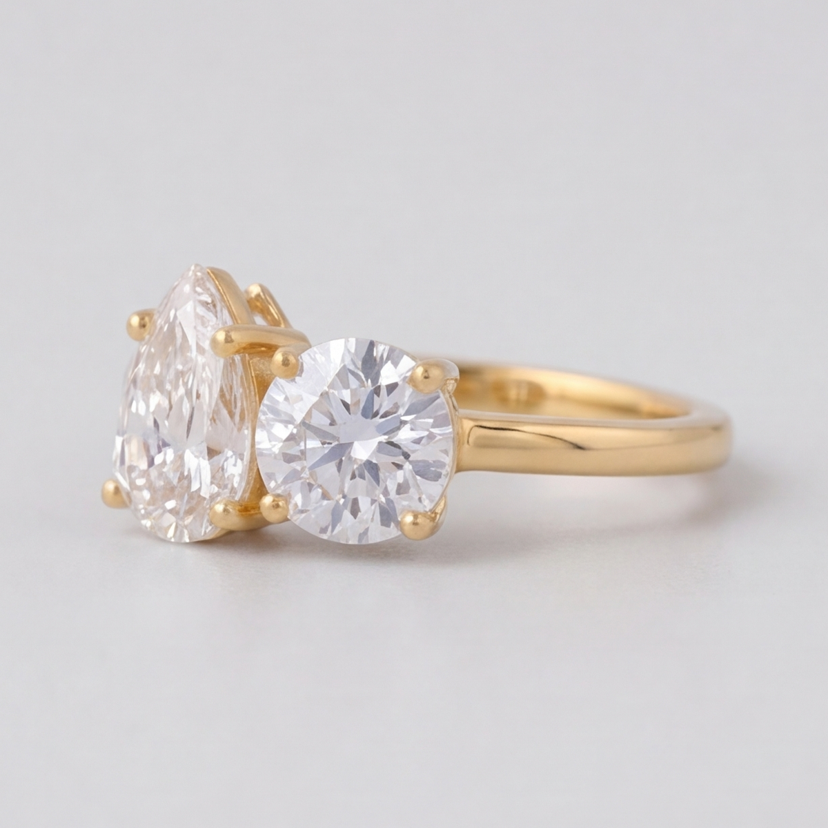 3 Ct. Lab-Grown Diamond Toi et Moi Pear & Round Cut (VS-EF)